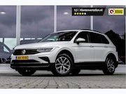 Volkswagen Tiguan - 1.5 TSI Life | Trekhaak | Carplay | Stoelverwarming