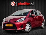 Toyota Yaris - 1.5 Full Hybrid Aspiration Navigatie/ Camera/ Cruise control