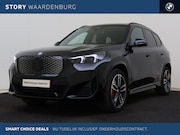 BMW iX1 - eDrive20 M Sport / Panoramadak / Sportstoelen / Achteruitrij