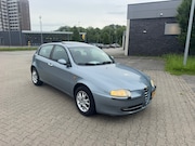 Alfa Romeo 147 - 1.6 T.Spark Veloce Edizione Esclusiva