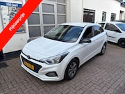 Hyundai i20 - 1.2i 84PK 5D CARPLAY STOEL VERWARMING