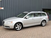 Volvo V70 - 3.2 Summum YOUNGTIMER!/117.585 KM!/DYNAUDIO!/APK