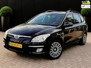 Hyundai i30 - CW 1.6i Dynamic AIRCO NAVI APK 20-05-2027