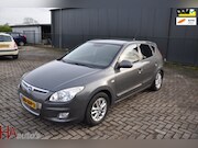 Hyundai i30 - 2.0i Style 5-deurs *CLIMA