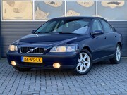 Volvo S60 - 2.4 | Trekhaak | Cruise | Navi | Clima