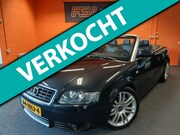 Audi A4 - 2.4 V6 / AUTOMAAT / LEDER / CARPLAY