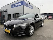 Skoda Octavia - 1.0 e-TSI Business Edition Automaat Carplay Virtual Cockpit