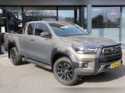 Toyota HiLux - 2.8 D-4D X-TRA CAB INVINCIBLE A/T 4WD VAN ( INCL.