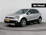 Volkswagen Polo - 1.2 TSI Cross 90PK | Climate Control | Lichtmetalen Velgen |