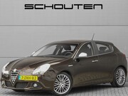 Alfa Romeo Giulietta - 1.4 T Distinctive Lusso Automaat Climate DAB 18"
