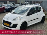 Peugeot 107 - 1.0 Access Accent NL AUTO NAP! AIRCO l AUX l 4 SEIZOEN BANDE
