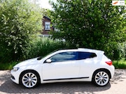 Volkswagen Scirocco - 1.4 TSI 122pk Clima Cruise PDC Panorama Xenon 18-inch