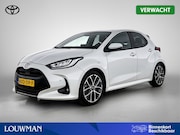 Toyota Yaris - 1.5 Hybrid 130 Executive | BTW voertuig | Stoel+stuurverwarm