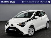 Toyota Aygo - 1.0 VVT-i x-play Camera | Apple Carplay | Airco | Elektrisch
