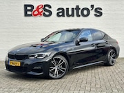 BMW 3-serie - 318i Business Edition M-Sport Full Led Carplay Automaat Digi