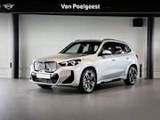 BMW iX1 - eDrive20 M Sport Edition | Comfort Access | Stoelv