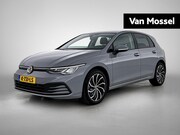 Volkswagen Golf - 1.5 TSI Life | Navigatie | parkeersensoren | Cruise control