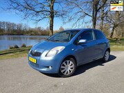 Toyota Yaris - 1.4 D-4D Sol | apk: 2 april 2027