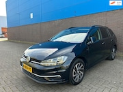 Volkswagen Golf - 1.5 TSI Highline Business R | Camera | ACC | Lane Assist | C