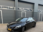 Volvo V40 - 2.0 D2 Momentum Business