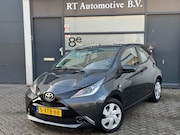 Toyota Aygo - 1.0 VVT-i x-play Dealer OH / Automaat 5drs