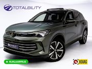 Volkswagen Tiguan - 1.5 eHybrid Elegance | Elec. trekhaak | HUD | Pano dak | Sto