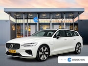 Volvo V60 - T6 Recharge Ultra Dark | 19" | Sportstoelen | Trekhaak | Pan