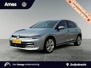 Volkswagen Golf - Private lease €560 per maand 1.5 204pk eHybrid Life Edition