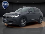Volkswagen Tiguan - 1.4 TSI eHybrid Elegance | Trekhaak | Navigatie | Camera | S