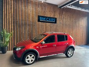 Dacia Sandero - 1.6 Airco, Trekhaak, LM velgen