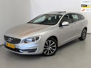 Volvo V60 - 2.0 D3 Polar+ Dynamic / 1e eig. / NL-auto / Schuifdak
