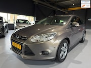 Ford Focus - Wagon 1.0 EcoBoost Trend Stoelverwarming |APK|PDC