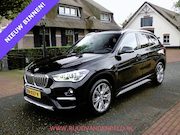 BMW X1 - 2.0i S-DRIVE PANODAK / CAMERA / HEAD-UP / SPORTLEER
