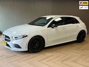 Mercedes-Benz A-klasse - 180 AMG Line AUT. SFEERVERLICHTING CAMERA NAVIGATIE CRUISE P