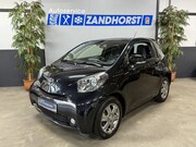 Toyota iQ - 1.0 VVTi Aspiration // Navi // Ecc