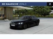 BMW i4 - eDrive40 M Sport / Achteruitrijcamera / Adaptieve