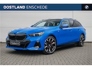 BMW 5-serie - 530e M Sport Automaat / Panoramadak / Trekhaak / Bowers & Wi