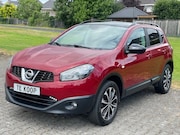Nissan Qashqai - 2.0 Tekna Automaat/ ECC/ Cruise/ Navi/ Trekhaak/ Pano/ 360 C