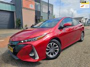 Toyota Prius - 1.8 Plug-in Business Plus GARANTIE Leer 5zitter