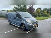 Opel Vivaro - 2.5 CDTI L1H1 215.000 NAP AIRCO AUTOMAAT GRIJS 2008