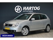 Volkswagen Polo - 1.4-16V Highline Automaat + PANO / LEDER / CLIMATE CONTROL /