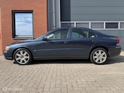 Volvo S60 - 2.5T Summum Geartr. Facelift - schuifdak - orig NL