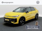 Volkswagen T-Roc - R-Line First Edition 1.5 eTSI 150 PK | Trekhaak | Elektrisch