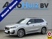 BMW X1 - sDrive20i M Sport Premium Pakket Panoramadak Trekhaak Achter