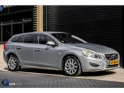 Volvo V60 - 2.0 D3 5-Cillinder | NW. DISTRIBUTIE + WP | AIRCO | BLISS | 