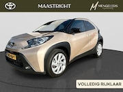 Toyota Aygo X - 1.0 S-CVT First | Rijklaar | Automaat | Stoelverwarming |
