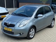 Toyota Yaris - 1.3 VVTi AUTOMAAT 5 DEURS CLIMA L.M. VELGEN ELEKTR PAKKET