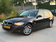 BMW 3-serie - Touring 320i High Executive Aut Airco Cruise PDC