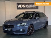 CUPRA Leon Sportstourer - 1.4 eHybrid 245pk VZ Copper Ed Pano Camera Memory 19''