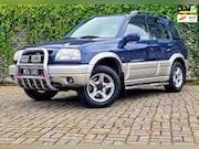Suzuki Grand Vitara - 2.5 V6 Automaat 4x4 Trekhaak Airco cruise APk